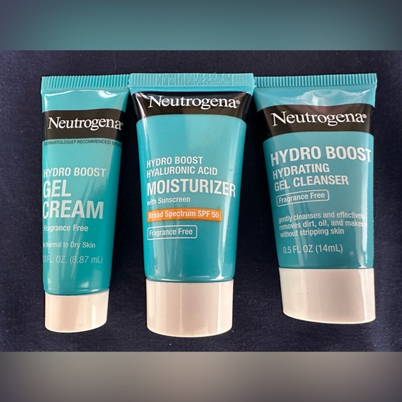 ✨ LOW START ✨ Neutrogena product bundle! - Picture 8 of 11